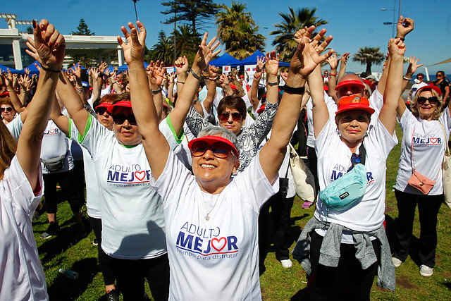 Congreso tramita 18 proyectos en beneficio del adulto mayor