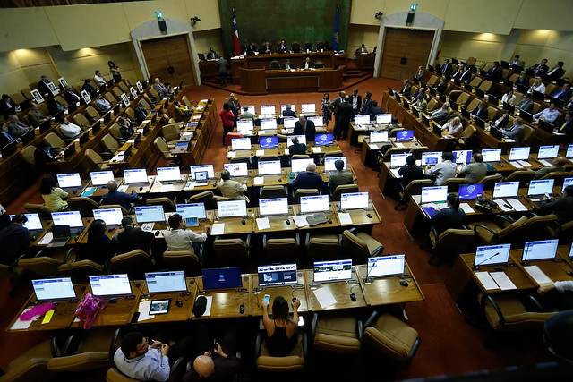 Diputados pidieron modernizar ley ambiental por crisis de zonas saturadas