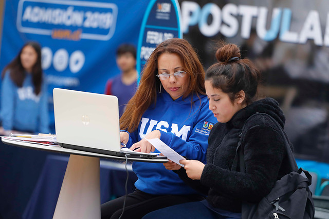 Universidades de Valparaíso reciben a postulantes en sus sedes