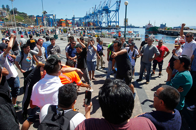 Solicitan que se regule por ley faenas de trabajadores portuarios eventuales