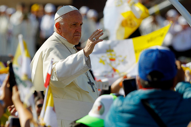 Papa interviene en conflicto de iglesia de Puerto Montt y envía visitador