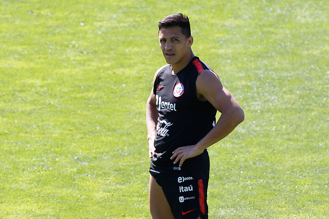 DT del Manchester United destacó “actitud” de Alexis, pero también lo criticó