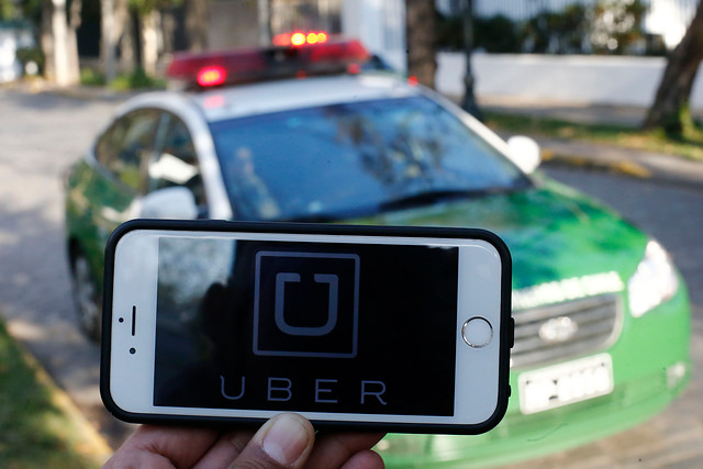 Carabineros detuvo a conductor de Uber que intentó secuestrar a una pasajera