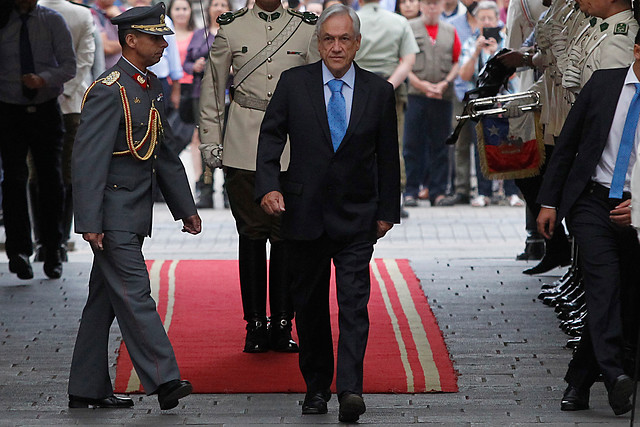 Presidente Piñera lidera comité político en La Moneda