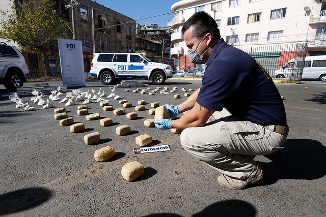 PDI incauta droga avaluada en más de $2 mil millones en Valparaíso