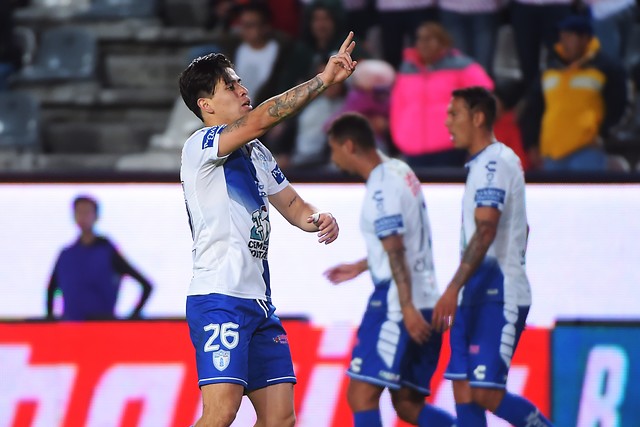 Víctor Dávila vino desde el banco en empate de Pachuca con Puebla