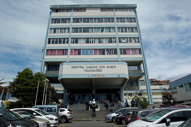 Hospital Van Buren: médico bloqueó cama a una niña que murió esperando ser atendida