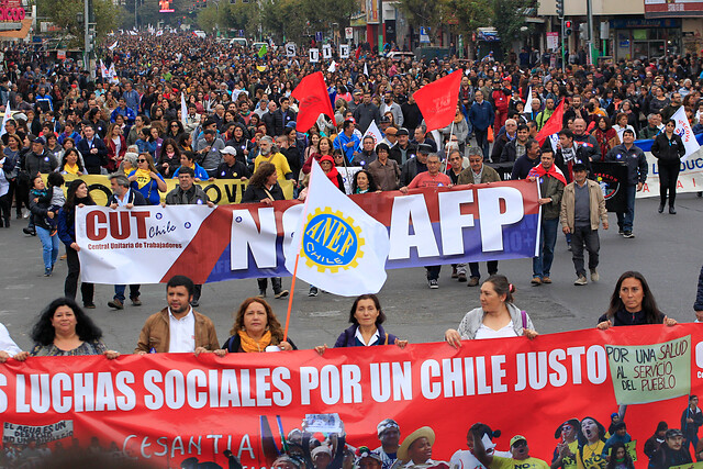 Masiva marcha en Valparaíso por segundo “Paro Nacional Activo”