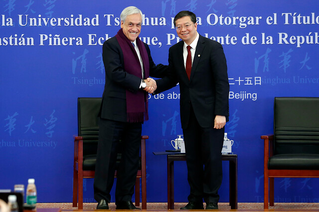 Presidente Piñera recibió el grado de profesor honoris causa de U. de Tsinghua