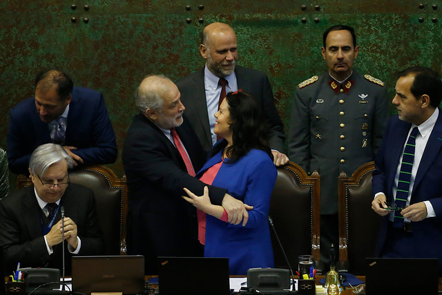 Cámara y Senado no tienen edecanes hace meses por conflicto con Defensa