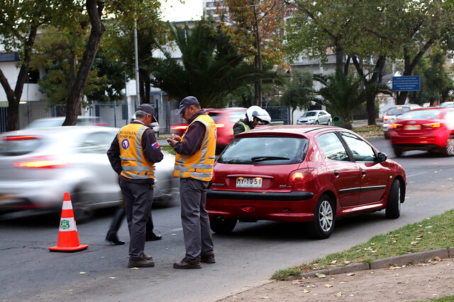 Conductores que no respeten la restricción arriesgan multas de hasta $68.300