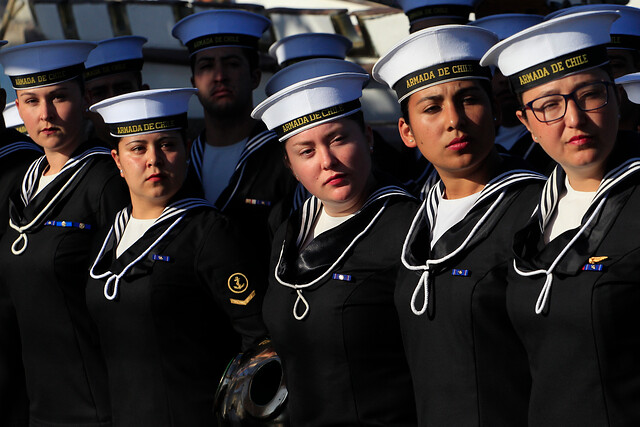 Mujeres de la Armada destacaron respeto al fuero maternal ante ministra Plá