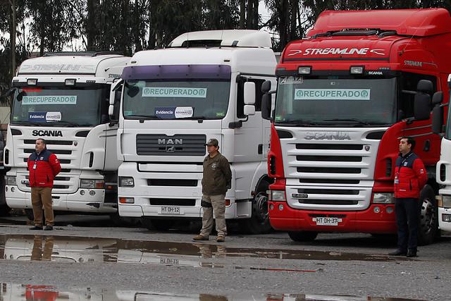 Indagación de Aduanas y Carabineros terminó con internación ilegal de camiones