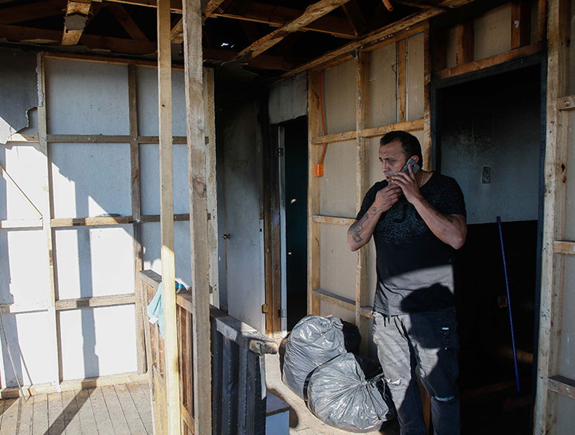 Valparaíso: “Pistola” Flores organiza partido para reconstruir su vivienda luego de incendio