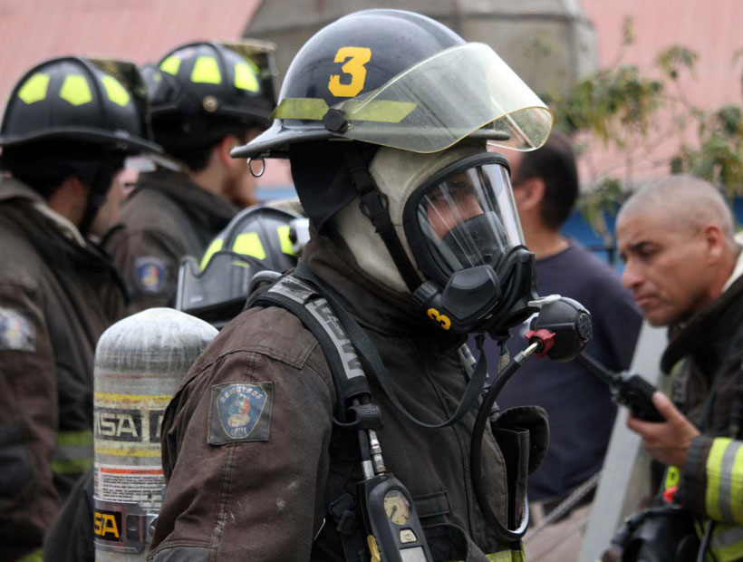 Valparaíso:  evacuaron a profesores por  fuga de gas en la Escuela España