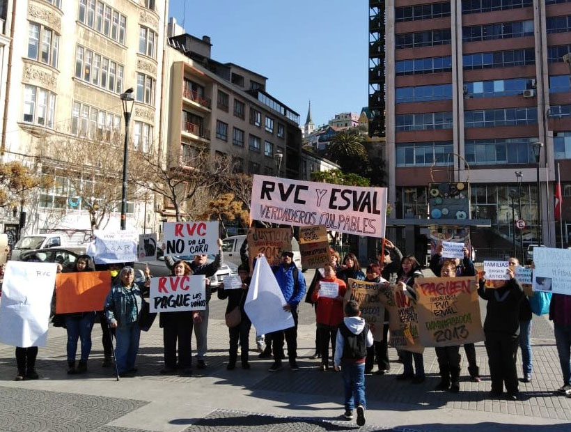 Valparaíso: Damnificados de incendio manifestaron