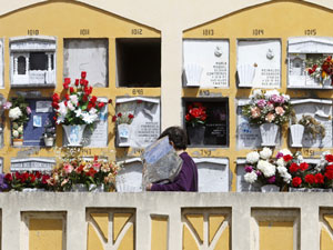 Playa Ancha: exigen abrir tumbas de parques en Cementerio N°3I´3