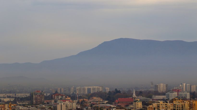 Decretan alerta ambiental en la región Metropolitana