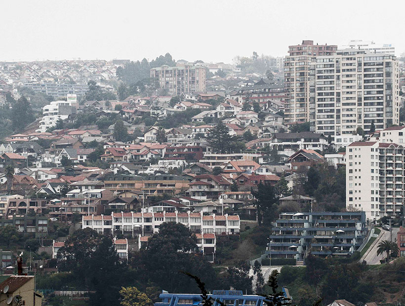 Viña del Mar: Ex marino saca a balazos a un delincuente de su domicilio