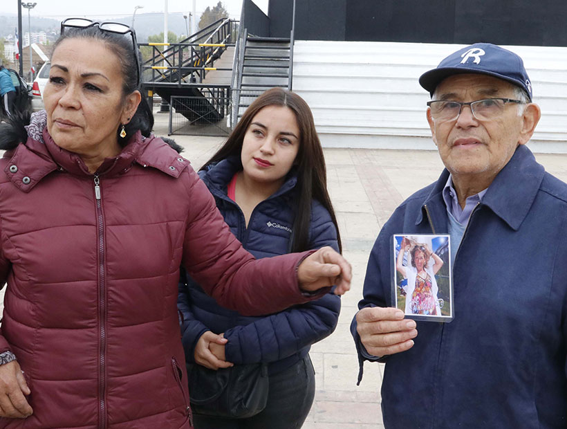 TEC grave: mujer se cayó subiendo la escalera del metro en Villa Alemana