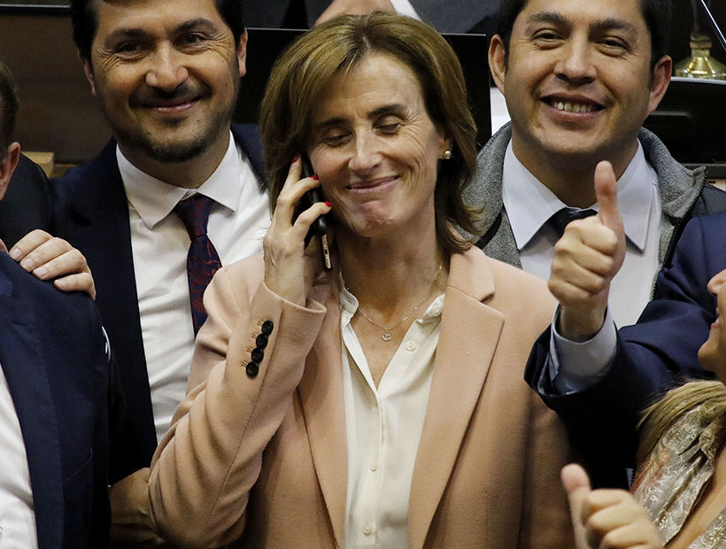 Ministra Cubillos confirmo que el presidente la llamó después del rechazo de la acusación en su contra