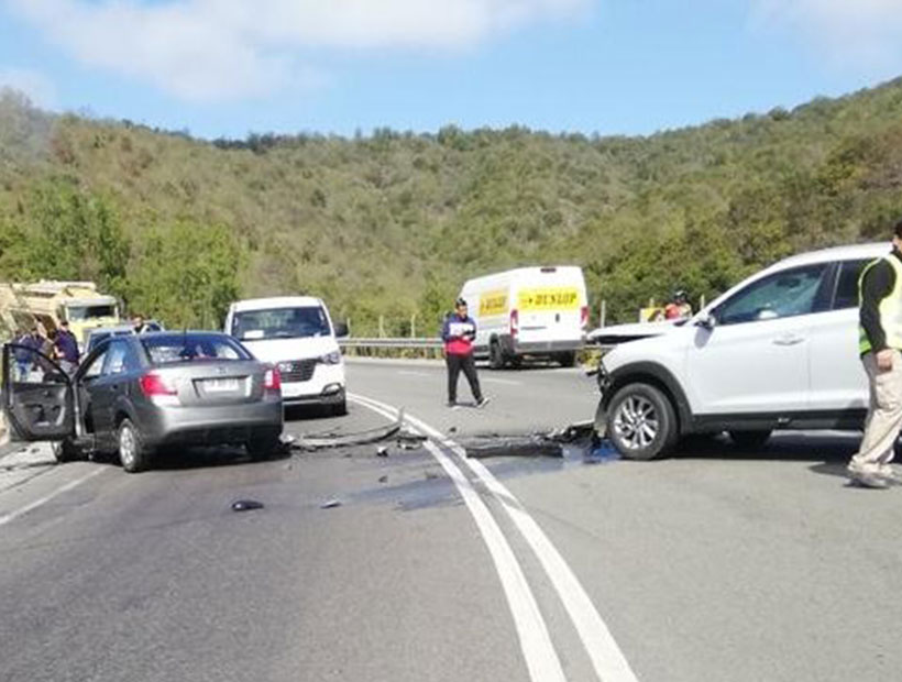 En el sector de Lo Orozco ocurrió un choque que causó un bloqueo