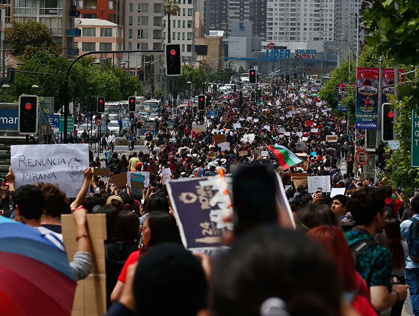 Valparaíso: Dirigentes sociales exigen reformas de fondo en el discurso de Sebastián Piñera