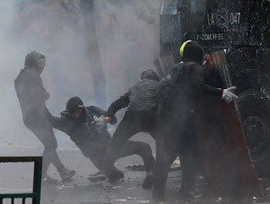 Valparaíso: el día de ayer se registraron 50 lesionados, 3 personas con estallido ocular y un manifestante atropellado