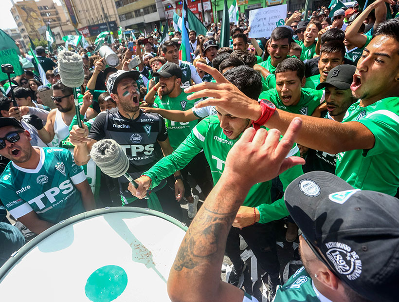 Valparaíso: Santiago Wanderers vuelve a la Primera A