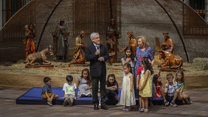 Sebastián Piñera espera que los valores de la Navidad “saquen a nuestro país de este clima confrontado, encrispado, enrarecido, en que hemos vivido”