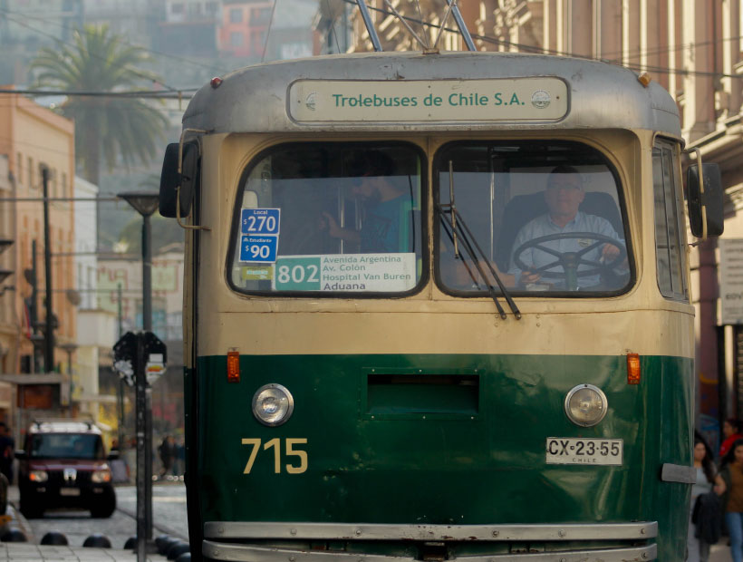 Delegación viajará hasta Paris para denunciar el eventual fin de los Trolebuses