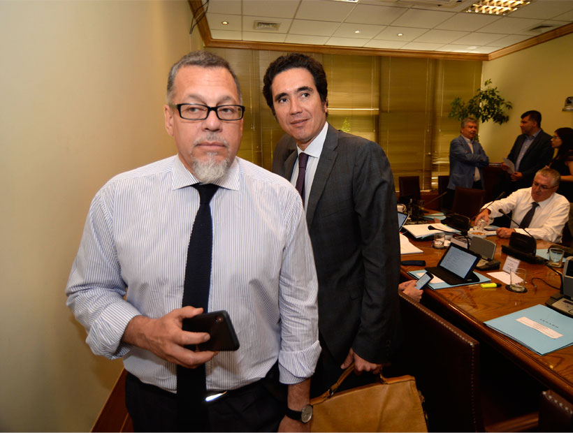 Senador Weber por la reforma tributaria: “Se hace cargo de las cosas a corto plazo”