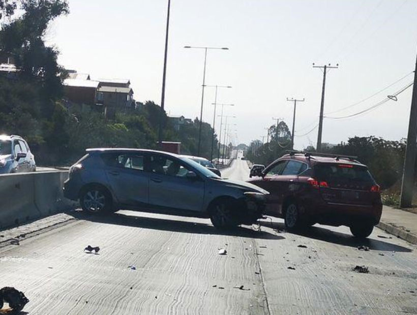 Choque dejó a dos lesionados en Avenida Alessandri de Viña