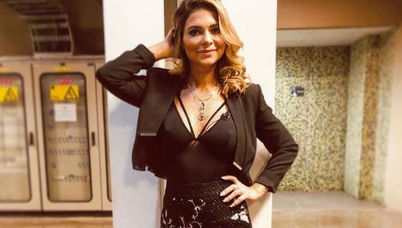 Antonella Ríos enamora a sus fans con destapada postal