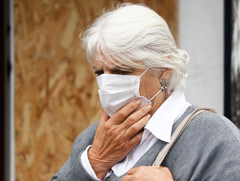 Se agotan los stock de mascarillas y alcohol gel en Valparaíso