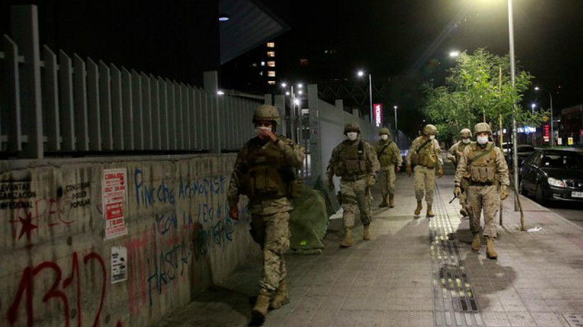 En la primera noche de toque de queda 146 personas fueron detenidas a nivel nacional