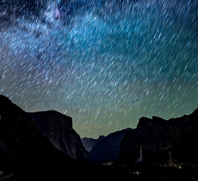 Conoce la lluvia de estrellas Eta Acuáridas y cuándo se podrá ver en Chile