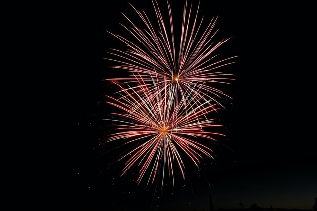 Posible retorno de fuegos artificiales para Año Nuevo mantiene expectante al comercio de Valparaíso