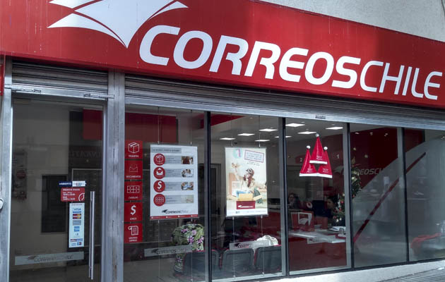 Más de 21 millones de paquetes entraron vía Correos de Chile y sólo el 3% fue fiscalizado